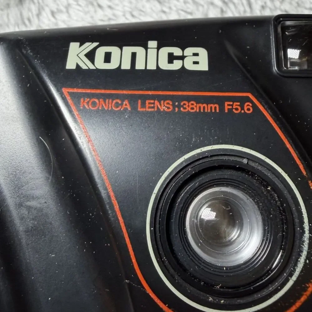 Vintage Konica EFP-10 35mm Point & Shoot Film Camera Flash Case Manual Black